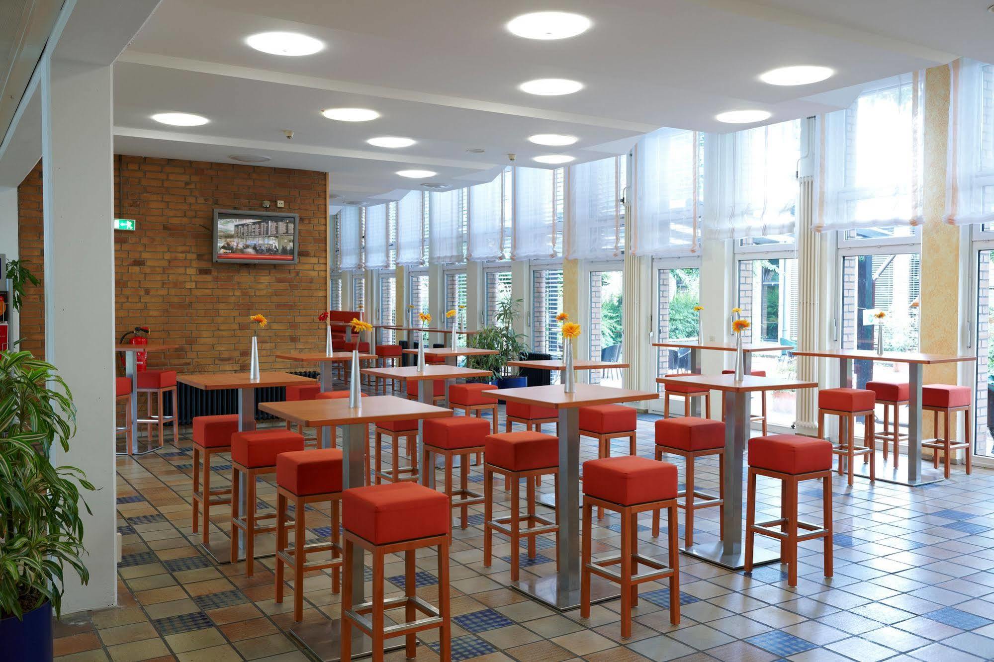 Commundo Tagungshotel Neuss Luaran gambar