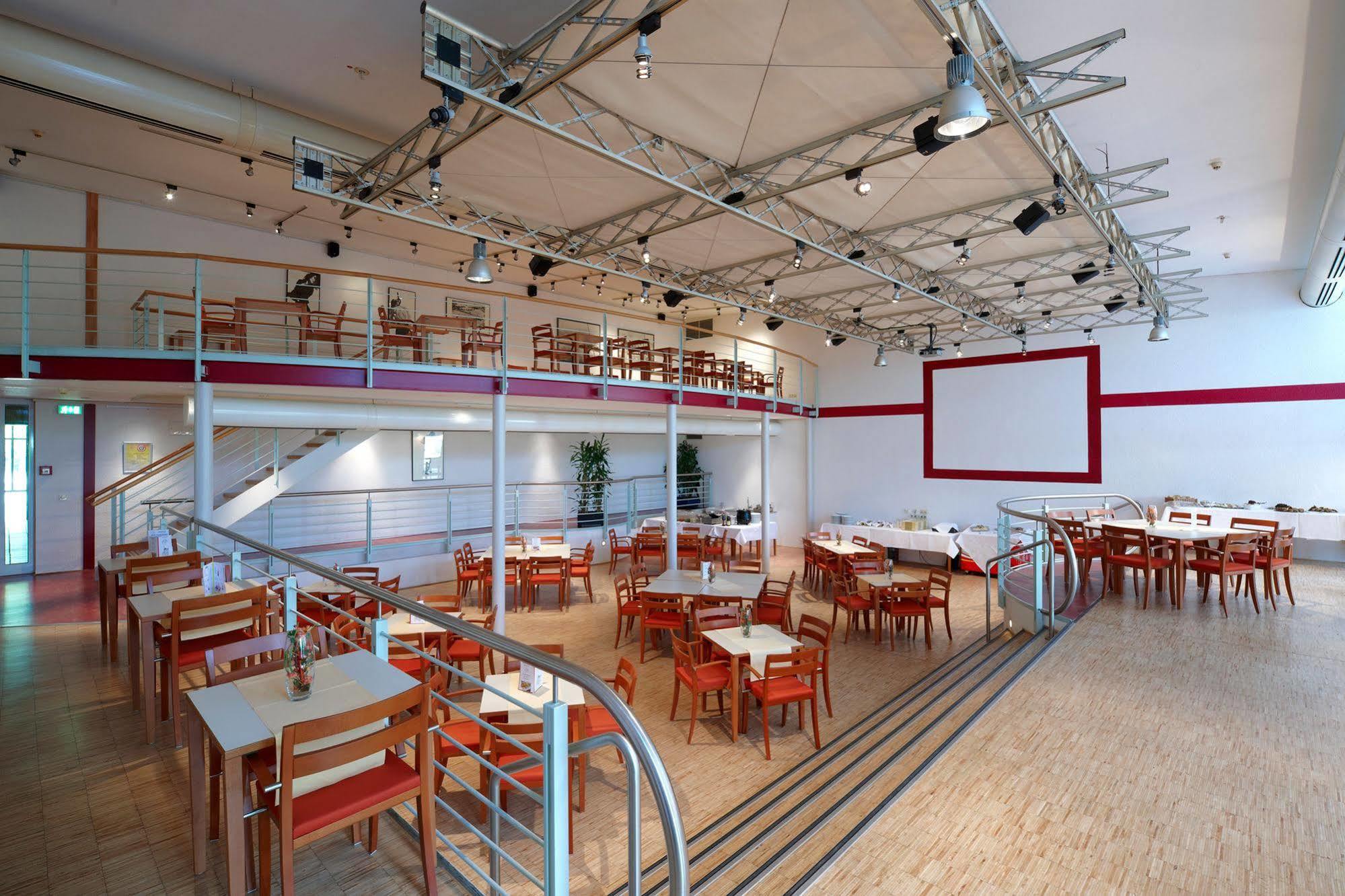 Commundo Tagungshotel Neuss Luaran gambar