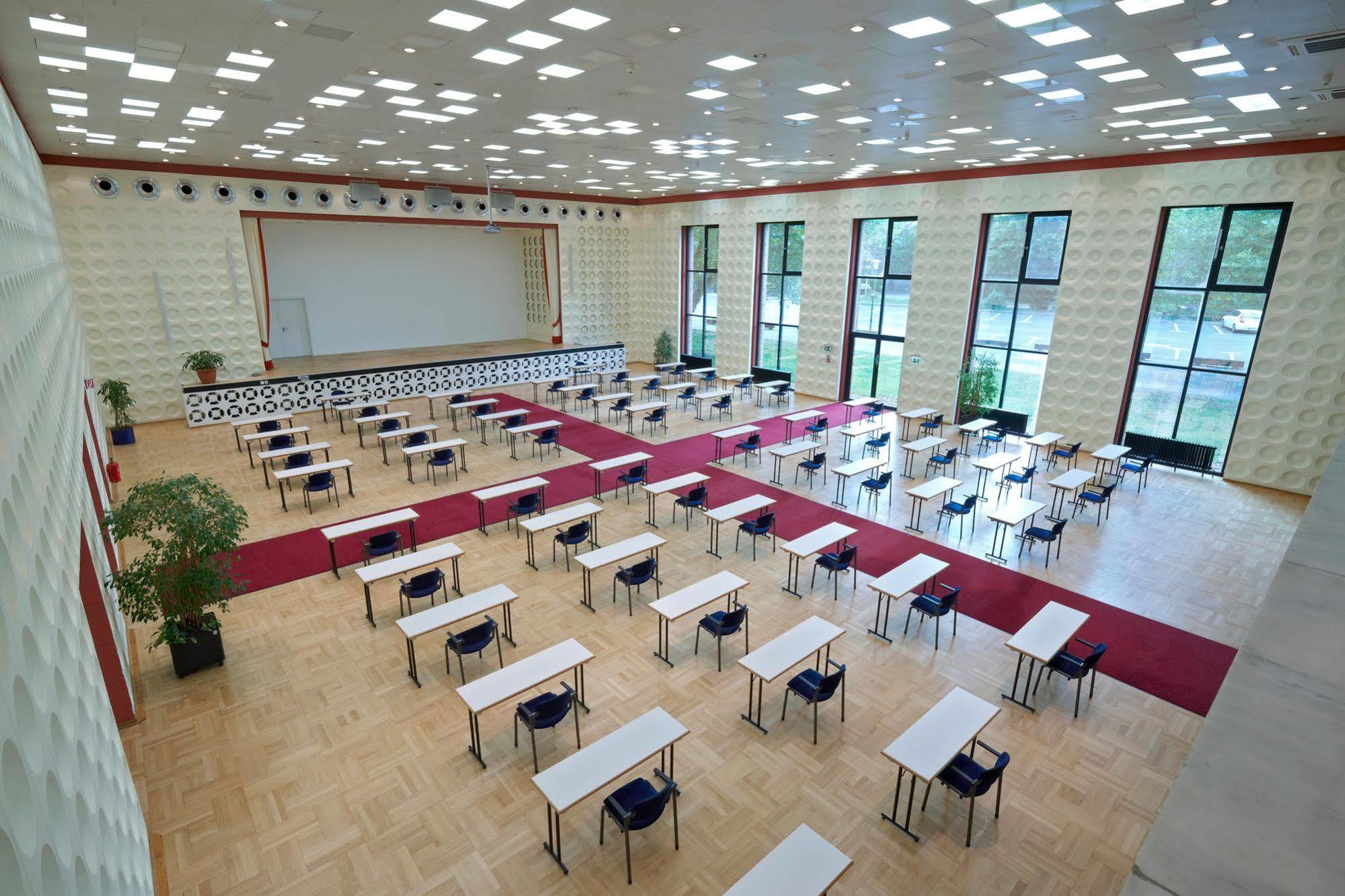 Commundo Tagungshotel Neuss Luaran gambar