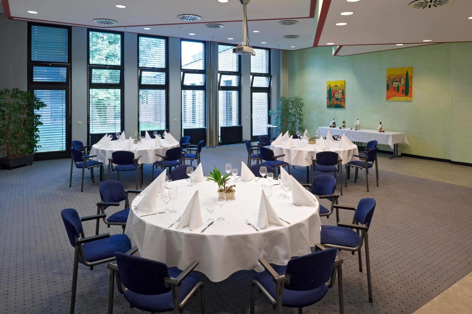 Commundo Tagungshotel Neuss Luaran gambar