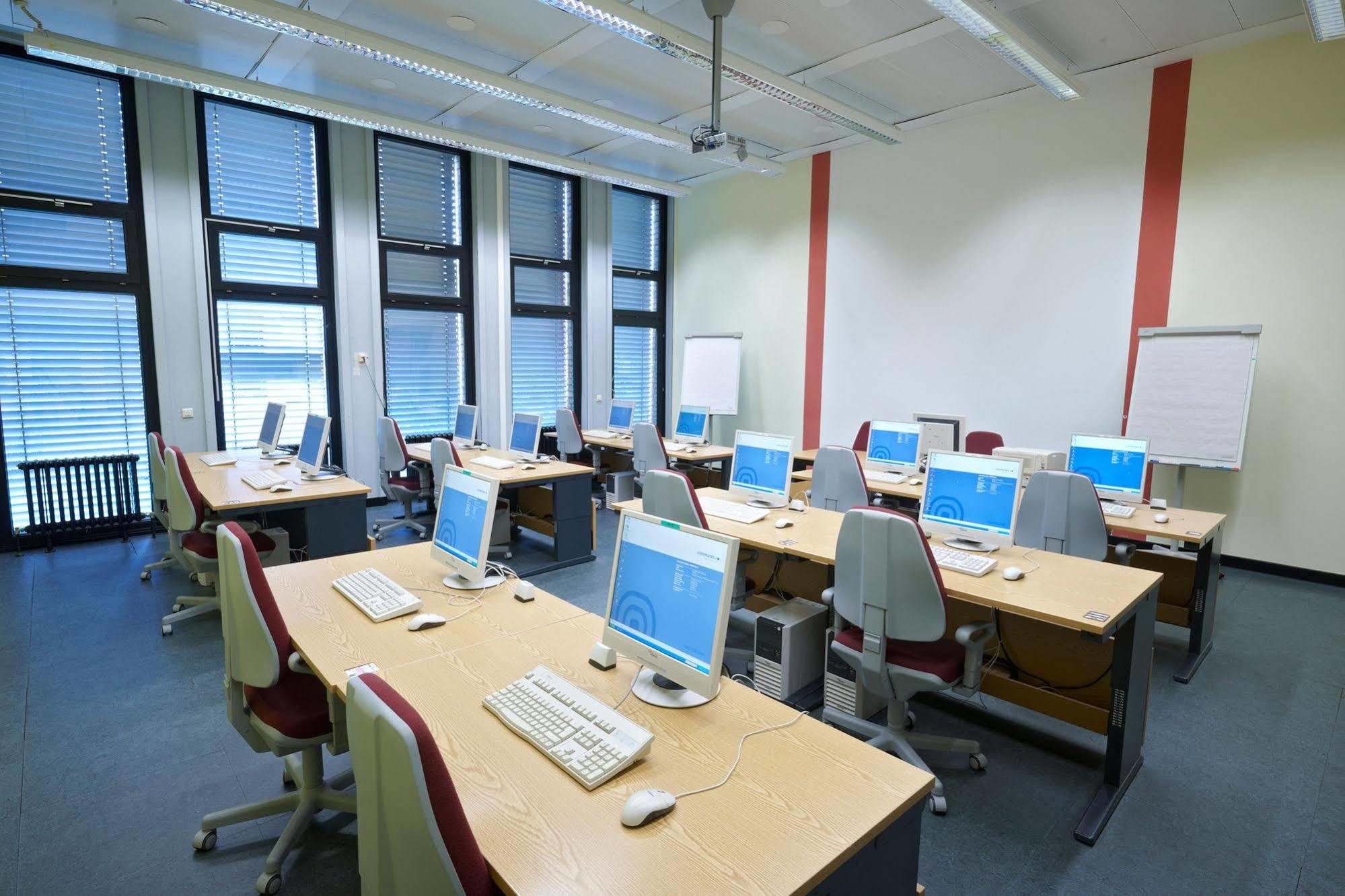 Commundo Tagungshotel Neuss Luaran gambar
